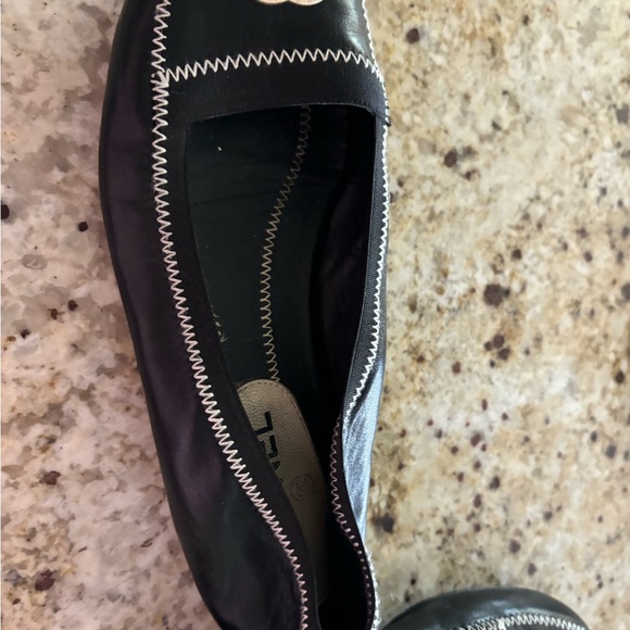 Authentic Vintage Chanel Interlocking C’s Loafers Re-heeled and soled 7.5 - Picture 6 of 8